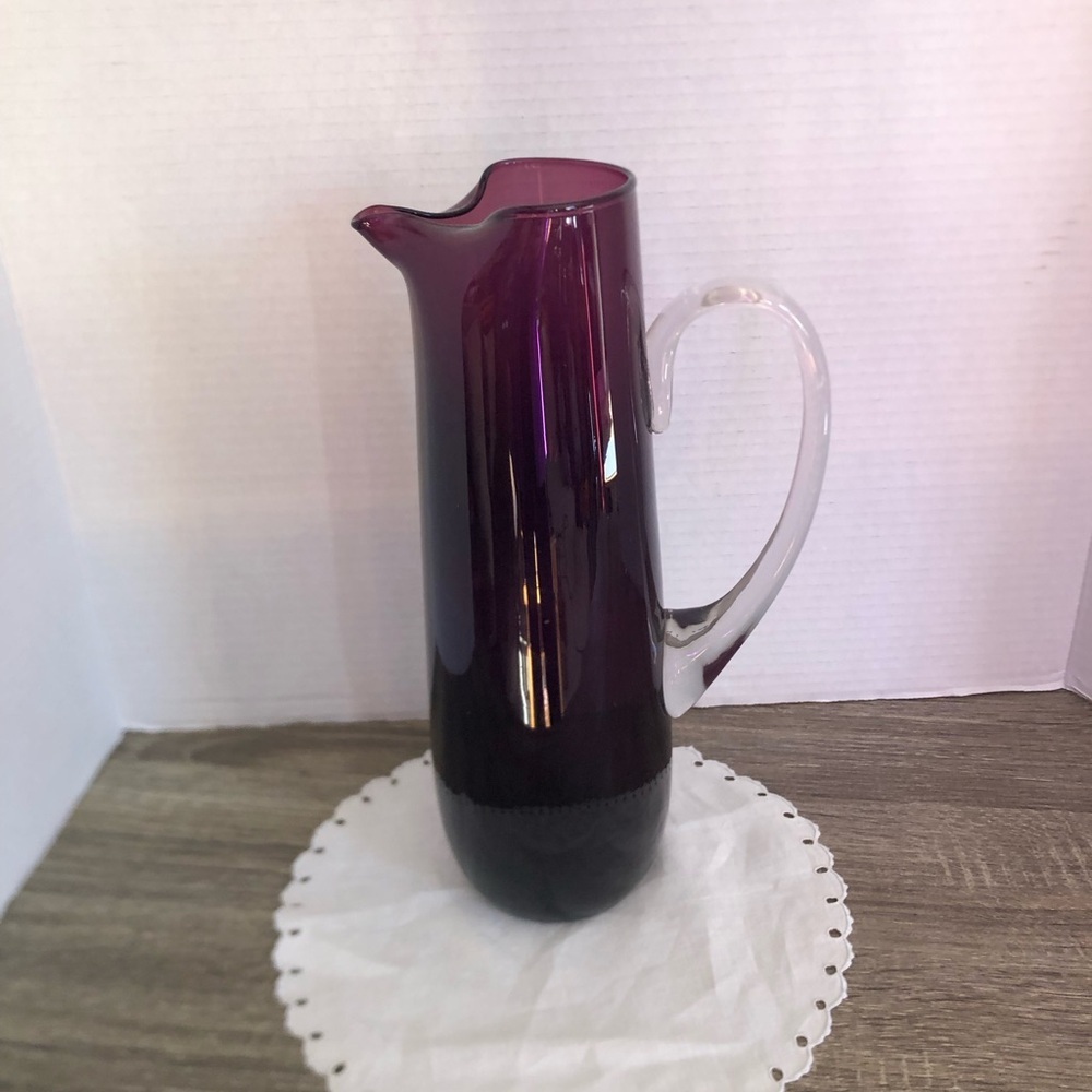 Vtg Hand Blown Amethyst Glass Pitcher